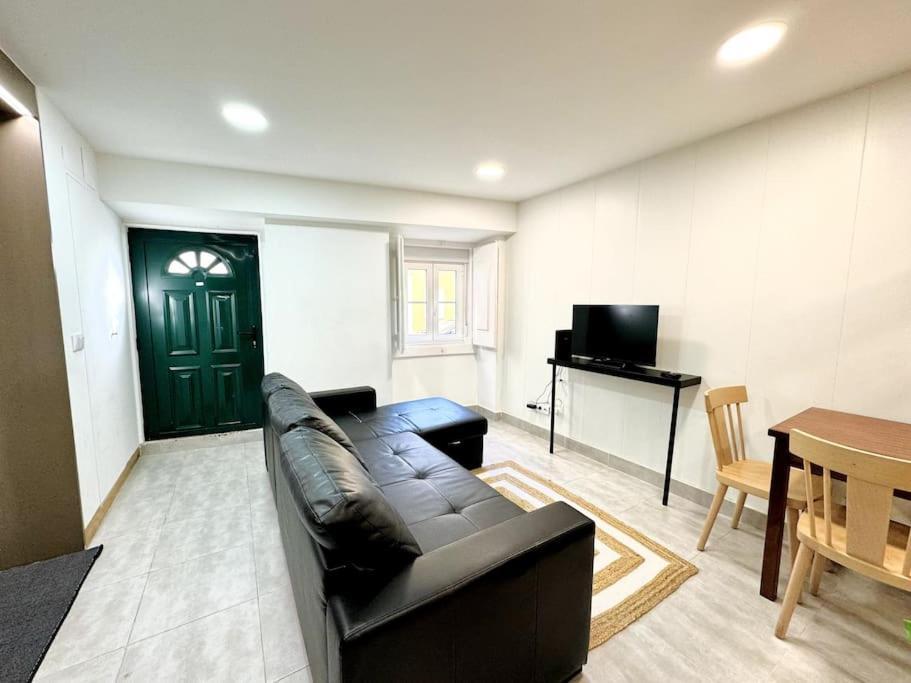 Apartamento Aconchegante Bairro Alto Lisboa Екстериор снимка
